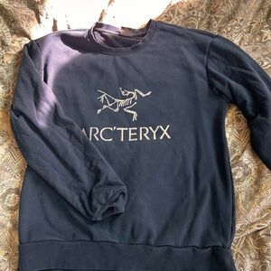 Arc'teryx Crewneck Sweatshirt in Navy